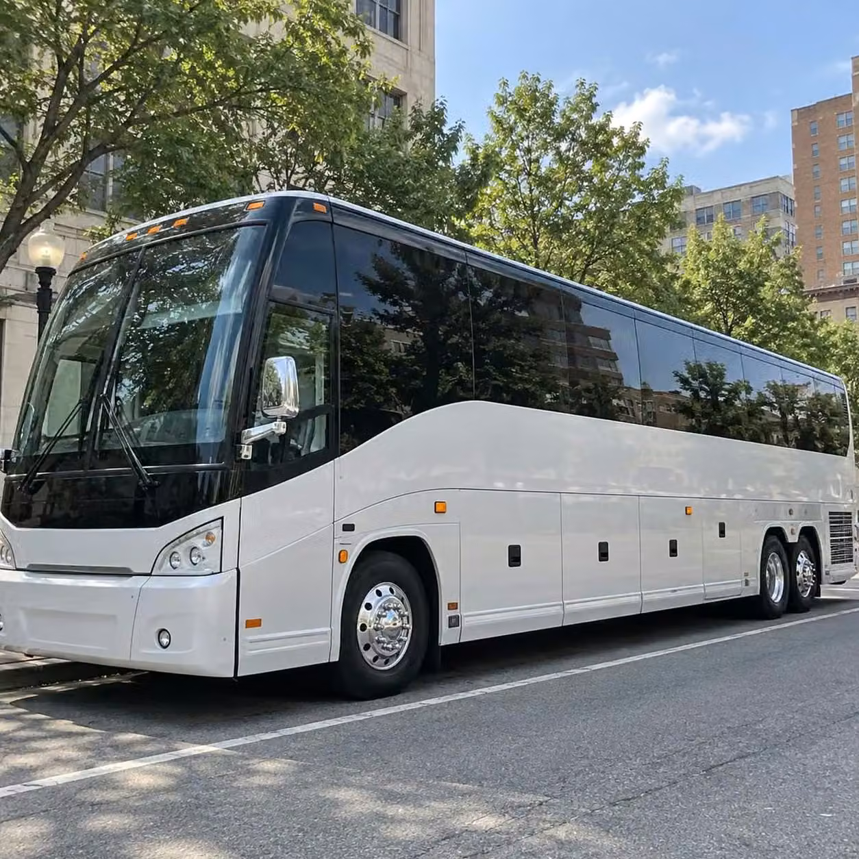 atwater airport shuttles for out of town guests