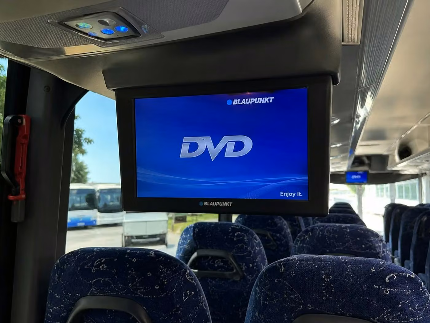 atwater charter bus tv monitors
