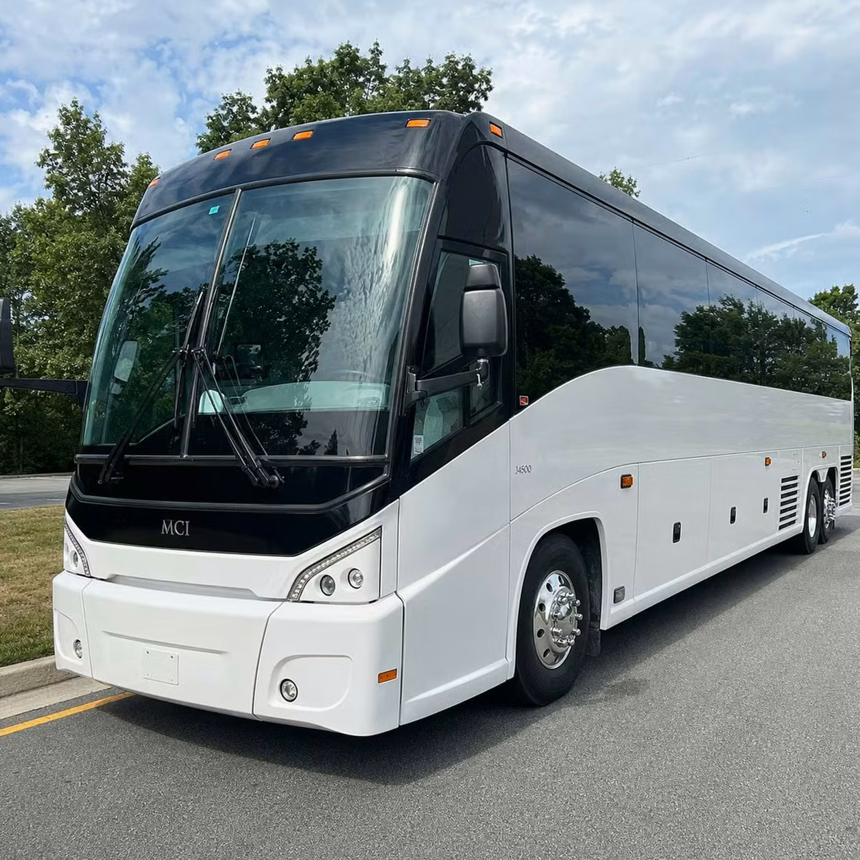atwater off site parking lot shuttles for sold out atwater concerts